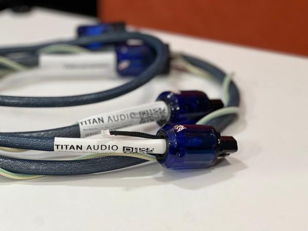 Titan Audio Helios tápkábelek